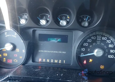 2013 Ford F-250 Xlt из США, поврежденный, VIN 1FT7W2BT3DEA55552